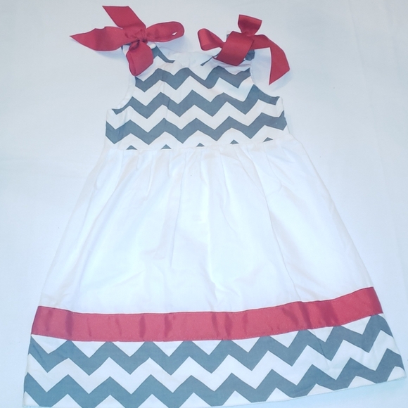 Caught ya lookin dress 5T - Picture 1 of 8
